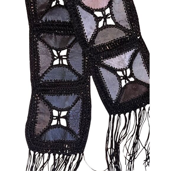 Vintage 1970s Sash Belt Leather Macrame Crochet Scarf - Picture 6 of 14